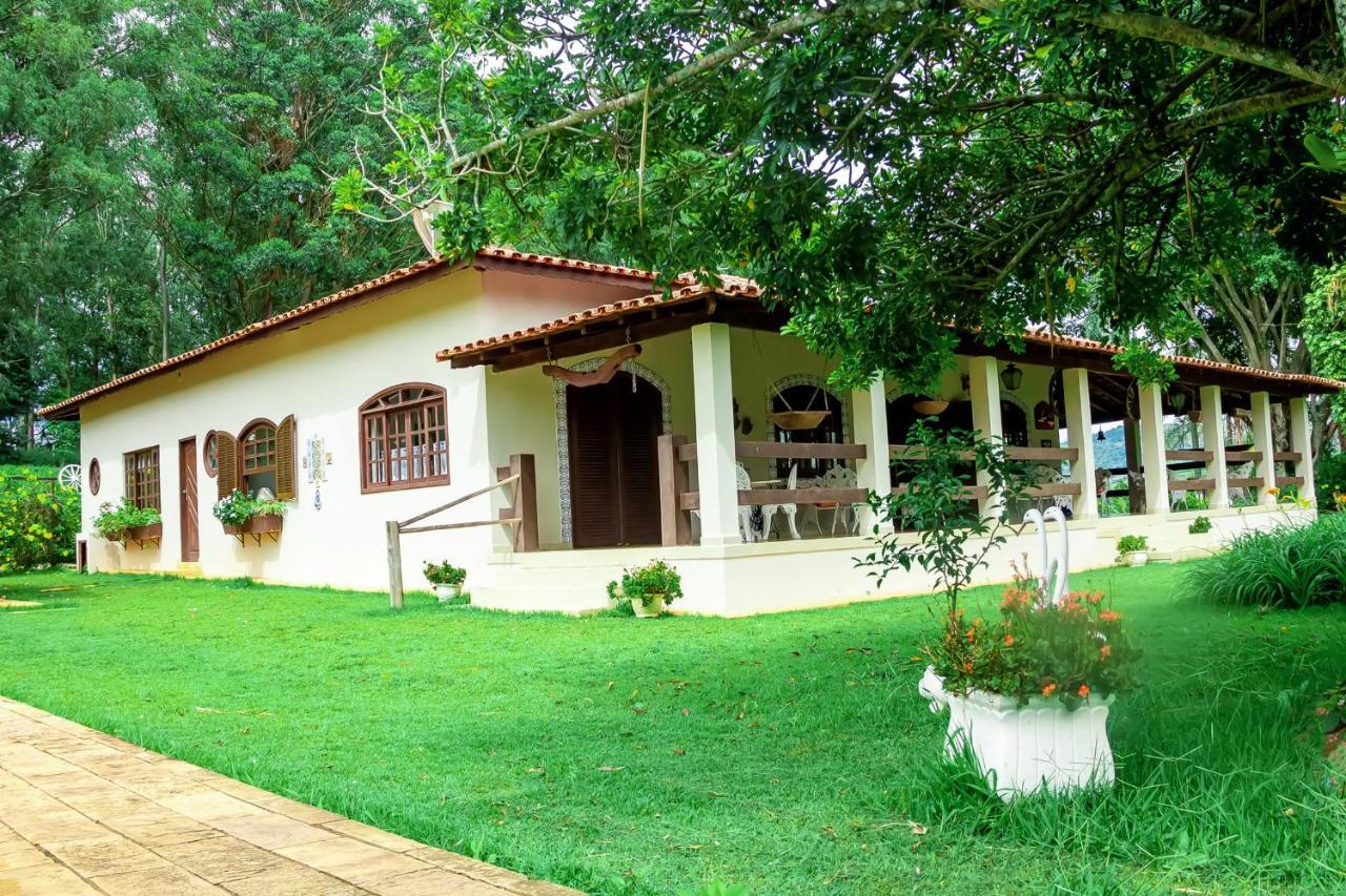 Fazendinha Nossa Senhora Da Medalha Milagrosa Villa โอโร ฟีโน ภายนอก รูปภาพ